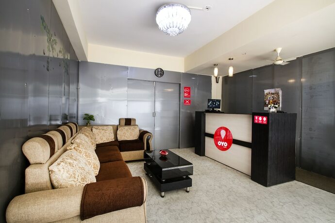 Imagen de los interiores del Oyo 6749 The Royal Nest. Foto 18