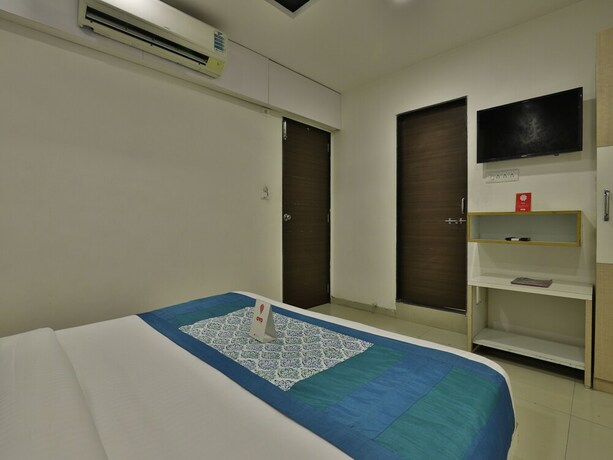 Imagen de la habitación del Oyo 8406 Hotel Marigold. Foto 13