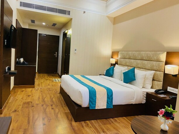 Imagen de la habitación del Oyo 9847 Hotel Blue Empire. Foto 18