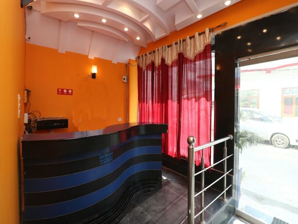 Imagen de los interiores del Oyo 9847 Hotel Blue Empire. Foto 25
