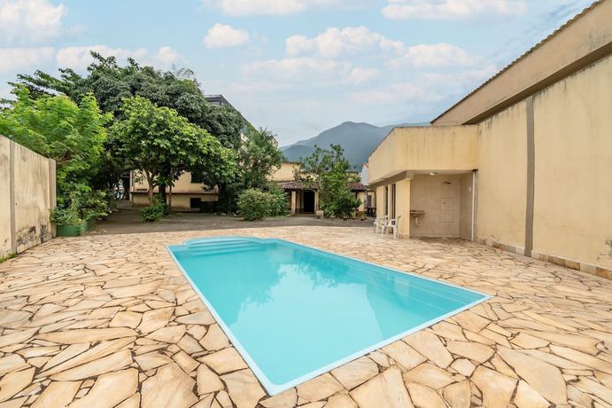 Imagen de la piscina del Oyo Residencial Muriqui Apart Hotel, Mangaratiba. Foto 20