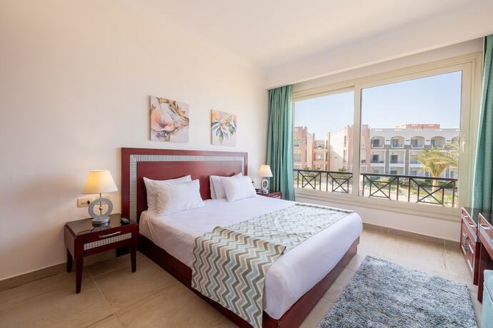 Imagen general del Oyster Bay Beach Suites. Foto 3