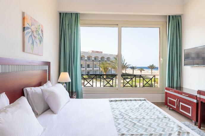 Imagen general del Oyster Bay Beach Suites. Foto 13