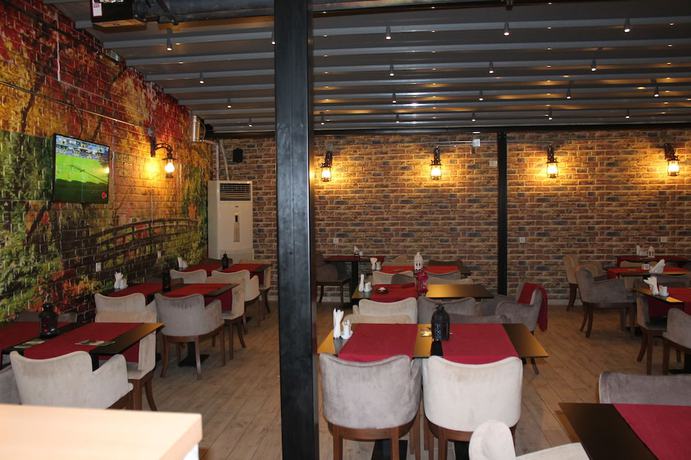 Imagen del bar/restaurante del Oz Guven Hotel. Foto 4