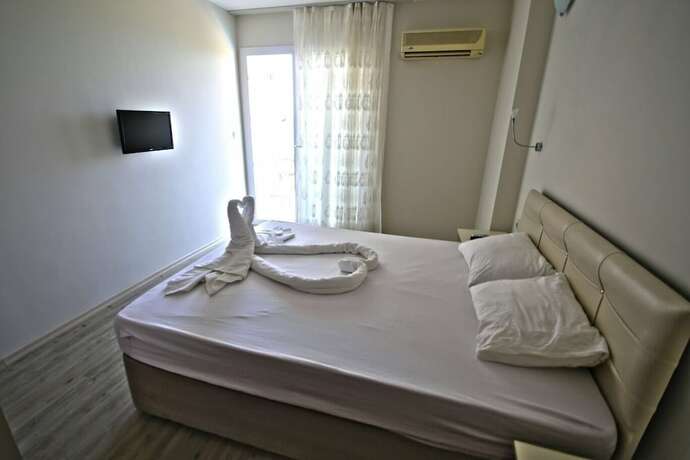 Imagen de la habitación del Oz Guzelcamli Otel. Foto 11