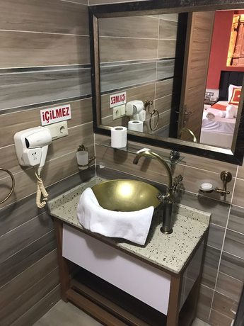 Imagen de la habitación del Ozcelik Hotel. Foto 7