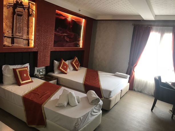 Imagen de los interiores del Ozcelik Hotel. Foto 11