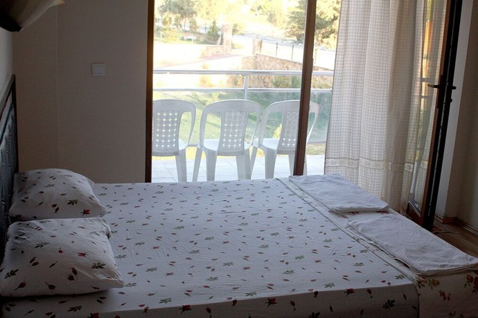 Imagen de la habitación del Ozdemir Thermal Hotel. Foto 8