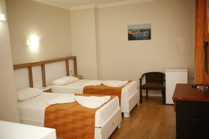 Imagen de la habitación del Ozhan Hotel, Antalya. Foto 15
