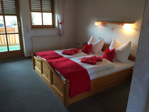 Imagen de la habitación del PAGA Hotel. Foto 3