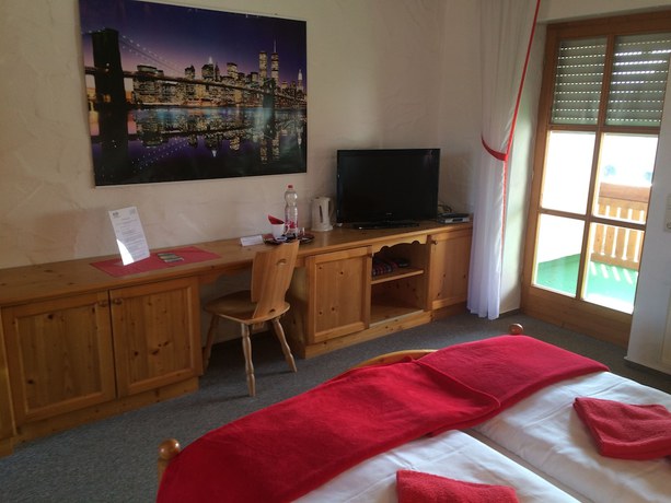 Imagen de la habitación del PAGA Hotel. Foto 7
