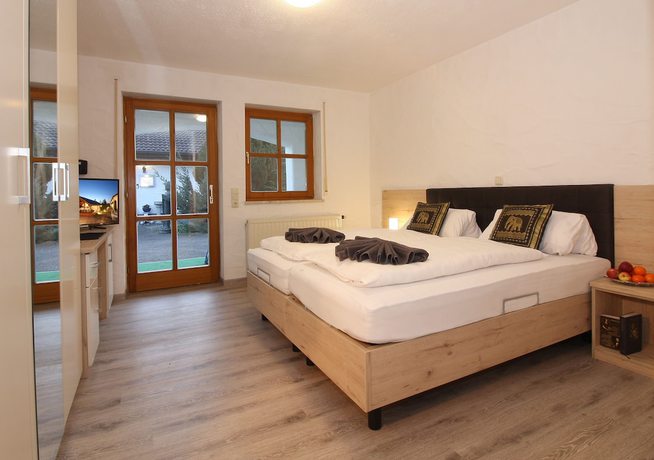 Imagen de la habitación del PAGA Hotel. Foto 10