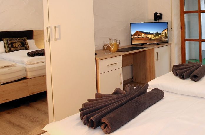 Imagen de la habitación del PAGA Hotel. Foto 14