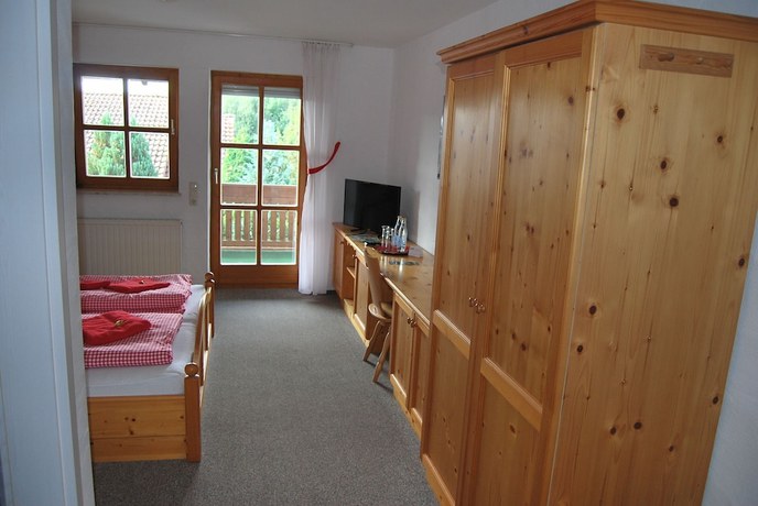 Imagen de la habitación del PAGA Hotel. Foto 17