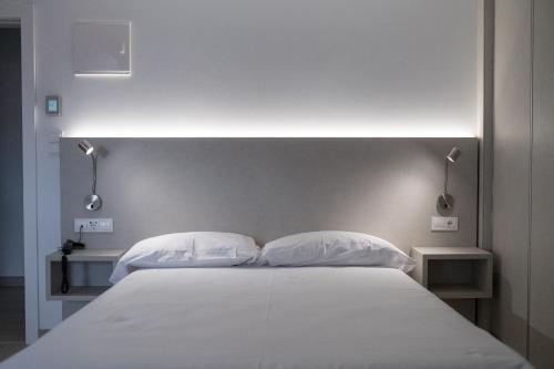 Imagen de la habitación del PALACIO REAL HOSTEL. Foto 14