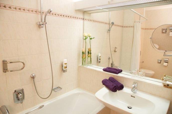 Imagen de la habitación del PARKHOTEL Rosarium. Foto 13