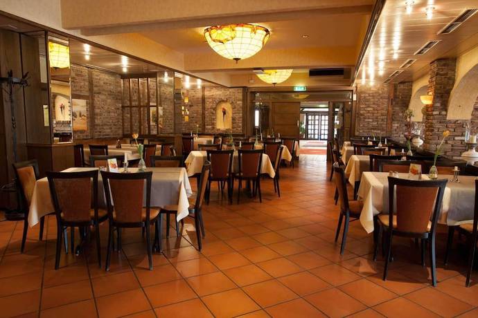 Imagen del bar/restaurante del PP Hotel Grefrather Hof. Foto 6