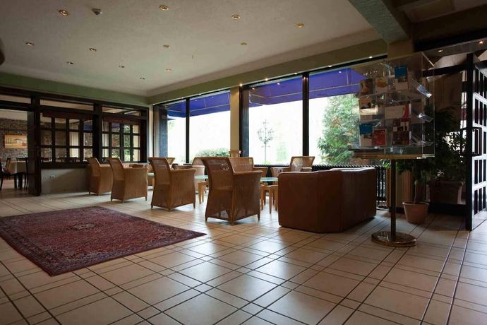 Imagen de los interiores del PP Hotel Grefrather Hof. Foto 17