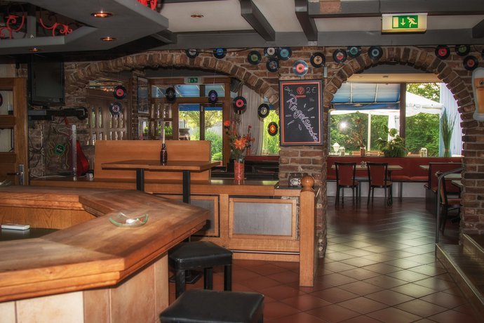 Imagen del bar/restaurante del PP Hotel Grefrather Hof. Foto 10