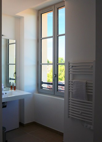 Imagen de la habitación del PREMIERE PIERRE. Foto 7