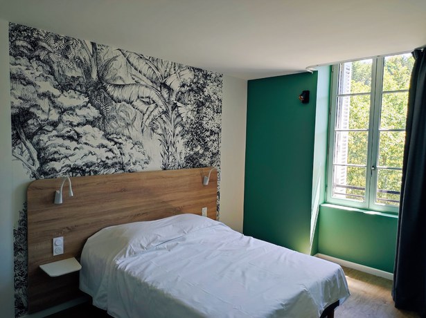 Imagen de la habitación del PREMIERE PIERRE. Foto 11
