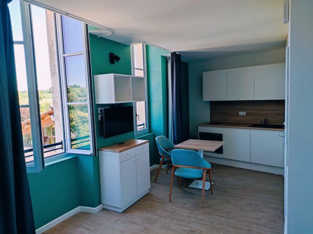 Imagen de la habitación del PREMIERE PIERRE. Foto 14