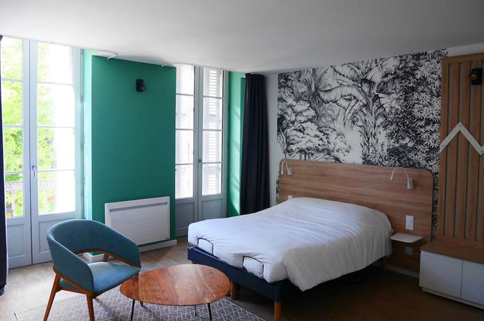 Imagen de la habitación del PREMIERE PIERRE. Foto 15