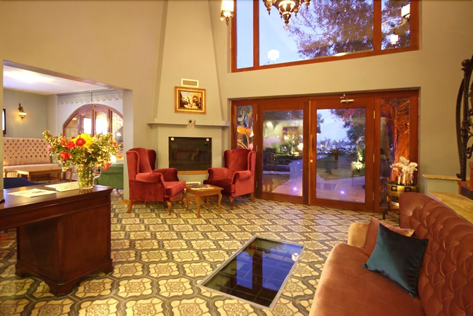 Imagen de los interiores del Palace Hotel Olive Odore. Foto 19