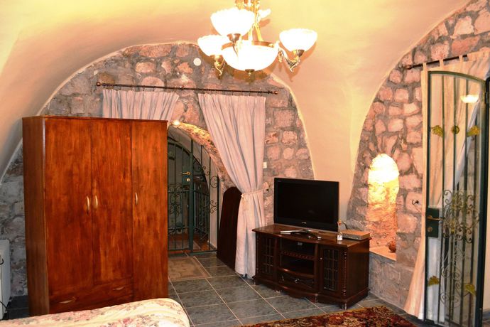 Imagen de la habitación del Palacio Domain Safed Luxury Boutique Hotel. Foto 3