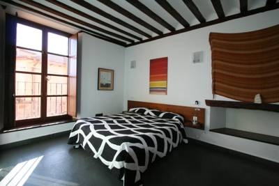 Imagen de la habitación del Palacio de Atienza. Foto 3