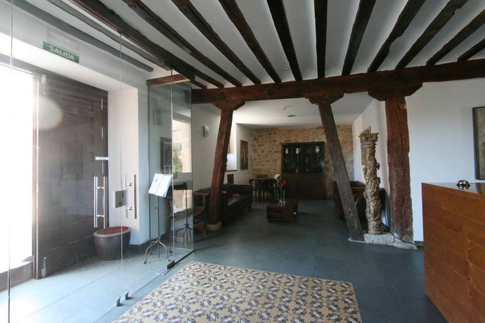Imagen de los interiores del Palacio de Atienza. Foto 5