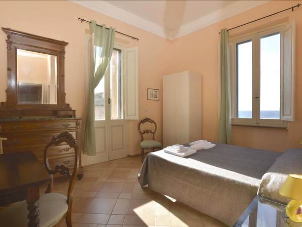 Imagen de la habitación del Palau Marco Polo. Foto 4