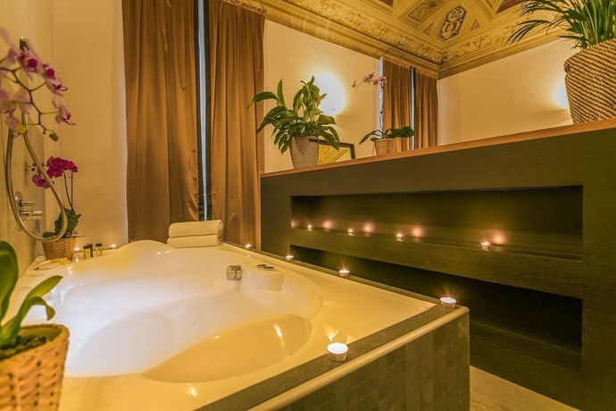 Imagen de la habitación del Palazzo Alfieri Residenza D’epoca – Alfieri Collezione. Foto 12