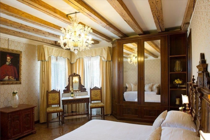 Imagen de la habitación del Palazzo Bembo. Foto 7