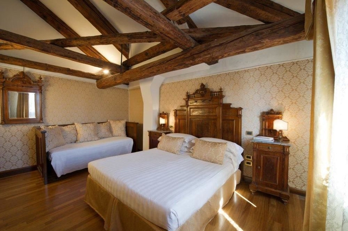 Imagen de la habitación del Palazzo Bembo. Foto 8