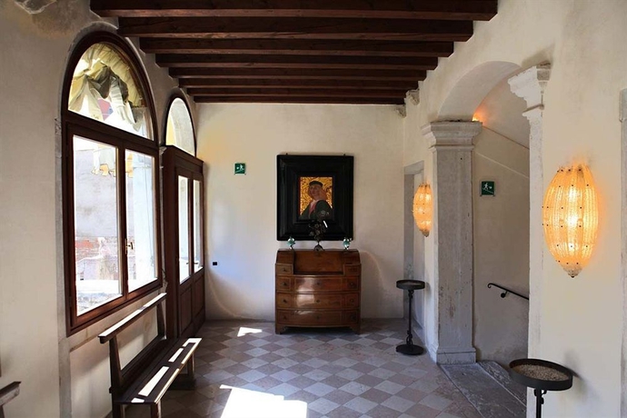 Imagen de los interiores del Palazzo Contarini Della Porta Di Ferro Hotel. Foto 11