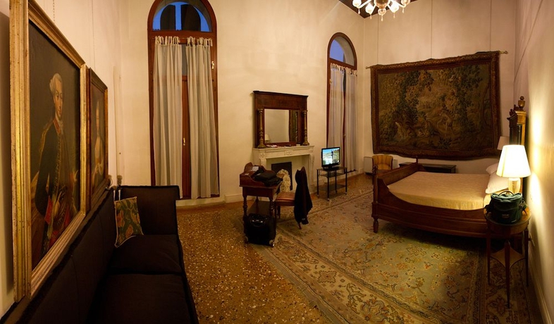 Imagen de la habitación del Palazzo Contarini Della Porta Di Ferro Hotel. Foto 4