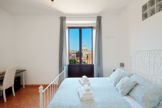 Imagen de la habitación del Palazzo Curr&ograve;. Foto 11