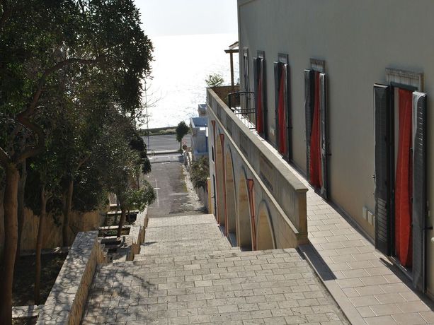 Imagen de los exteriores del Palazzo De Donno. Foto 5