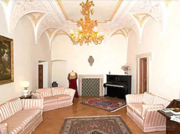 Imagen de los interiores del Palazzo Dragoni Residenza D'epoca. Foto 19