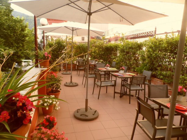 Imagen de los exteriores del Palazzo Jannuzzi Relais. Foto 10