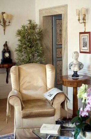 Imagen de los interiores del Palazzo Leti Residenza d\'Epoca. Foto 17