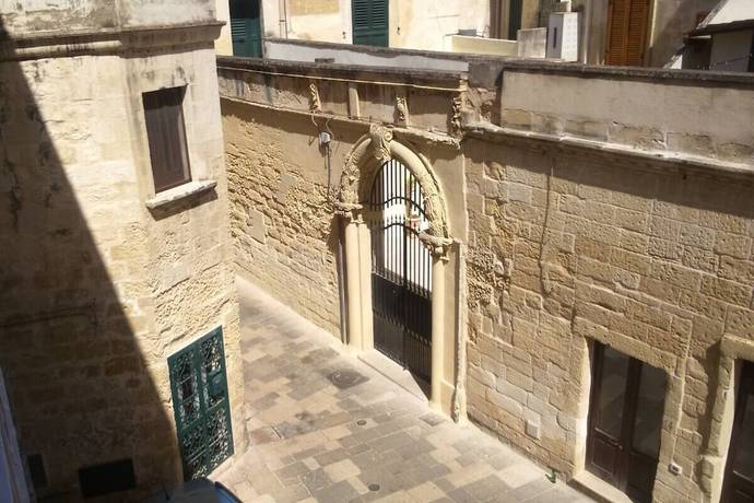 Imagen de los exteriores del Palazzo Marturano. Foto 14