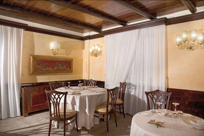 Imagen del bar/restaurante del Palazzo Marzano. Foto 9