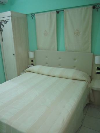 Imagen de la habitación del Palazzo Reginella Residence Hotel. Foto 8
