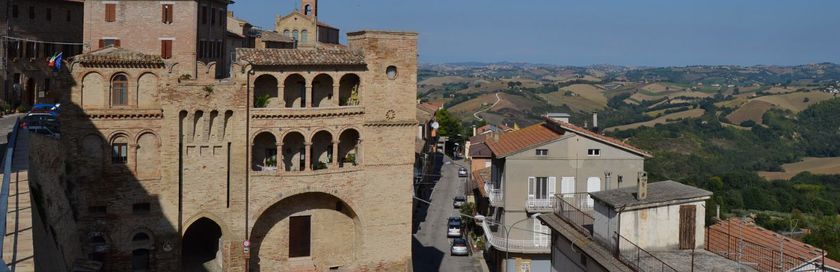 Imagen de los exteriores del Palazzo Riccucci. Foto 9