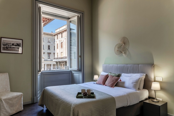 Imagen de la habitación del Palazzo Visconti. Foto 15