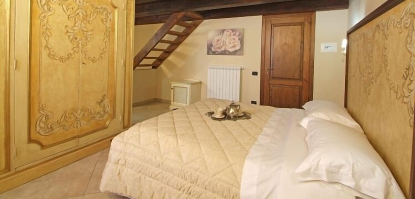 Imagen de la habitación del Palazzo del Papa Agriturismo. Foto 13