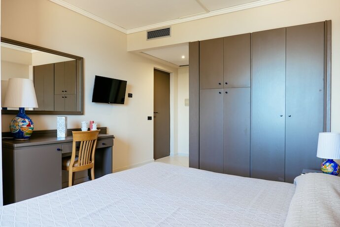 Imagen de la habitación del Palm Beach Club Casteldaccia. Foto 14