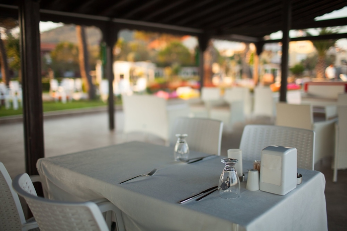 Imagen de los interiores del Palm Beach Otel. Foto 19